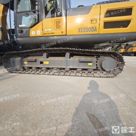 徐工XE200DA履带式挖掘机
