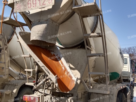 徐工G4804B攪拌車