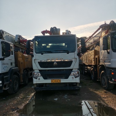 徐工HB58V泵车