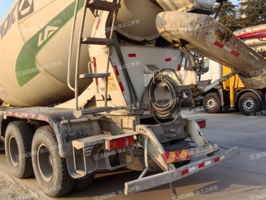 徐工G4805E攪拌車