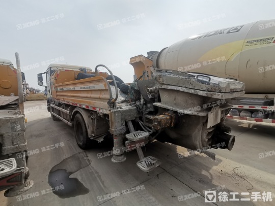 徐工HBC10018V混凝土車載泵