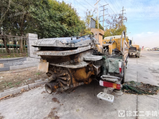 徐工HBC10018V混凝土車(chē)載泵