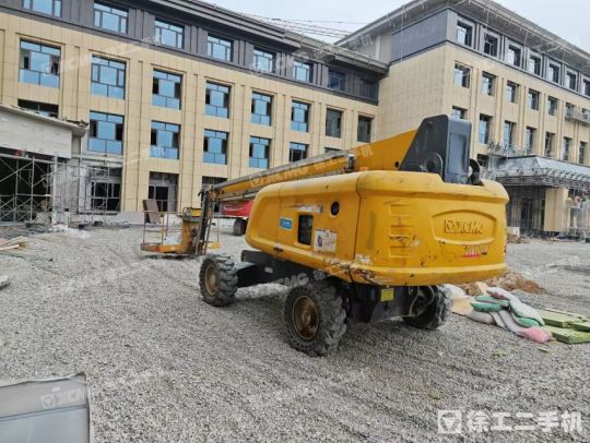 徐工GTBZ22S直臂式高空作业平台