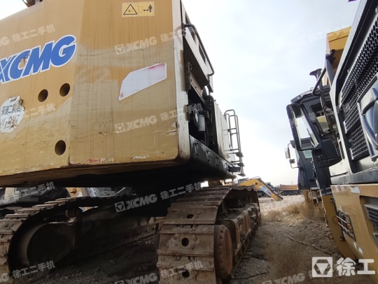 徐工XE750D履带式挖掘机