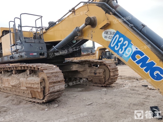 徐工XE750D履带式挖掘机