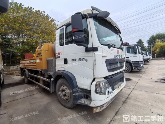 徐工HBC10020K混凝土車載泵