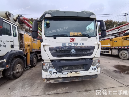 徐工HBC10020K混凝土車載泵