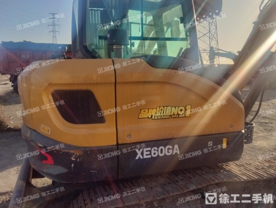 徐工XE60GA履带式挖掘机