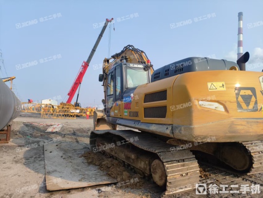 徐工XE380DK履带式挖掘机