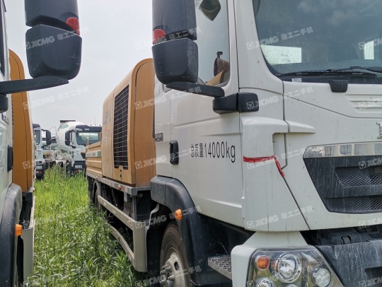 徐工HBC10022V混凝土車載泵