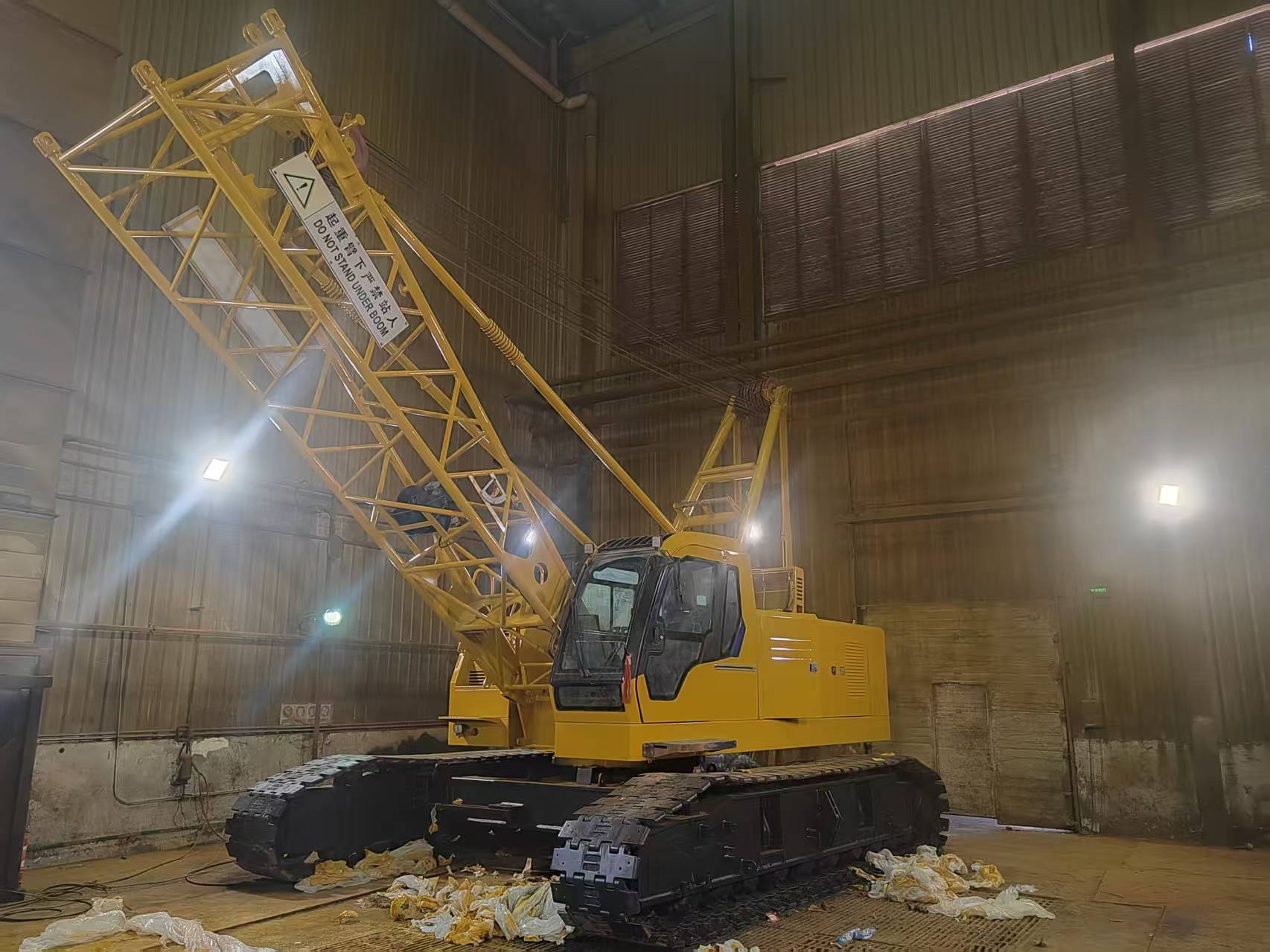 徐工XGC75履带式起重机