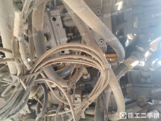 徐工XGC11000履带式起重机