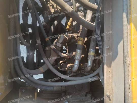 徐工XGC11000履带式起重机