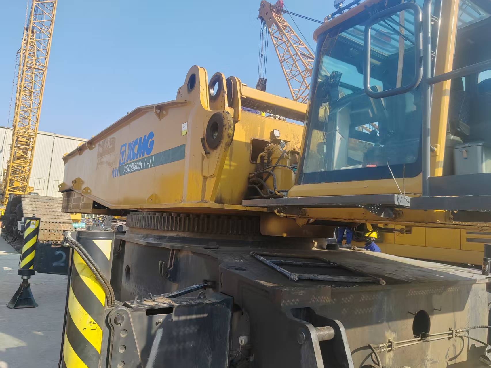 徐工XGC11000履带式起重机