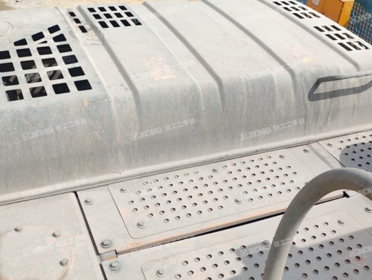 徐工XE215DA履带式挖掘机