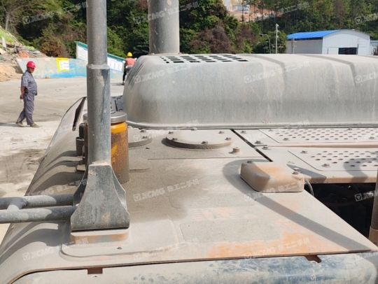 徐工XE215DA履带式挖掘机