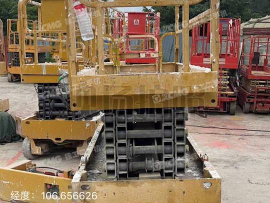 徐工GTJZ1012剪叉式高空作业平台