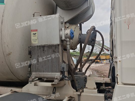 徐工G4806E攪拌車