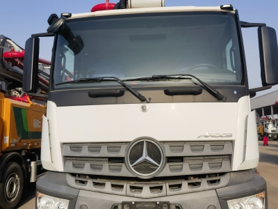 徐工HB62V泵車