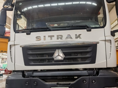 徐工HB60V泵車