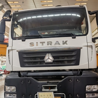 徐工HB60V泵车