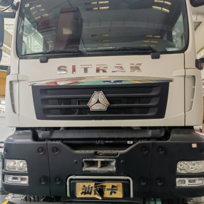 徐工HB60V泵车