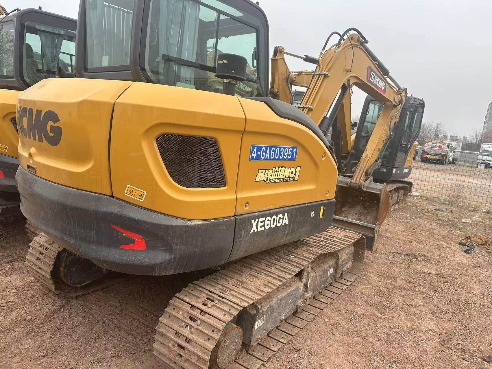 徐工XE60GA履带式挖掘机