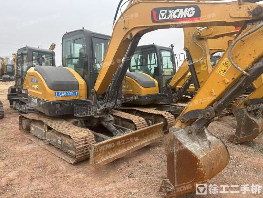 徐工XE60GA履带式挖掘机