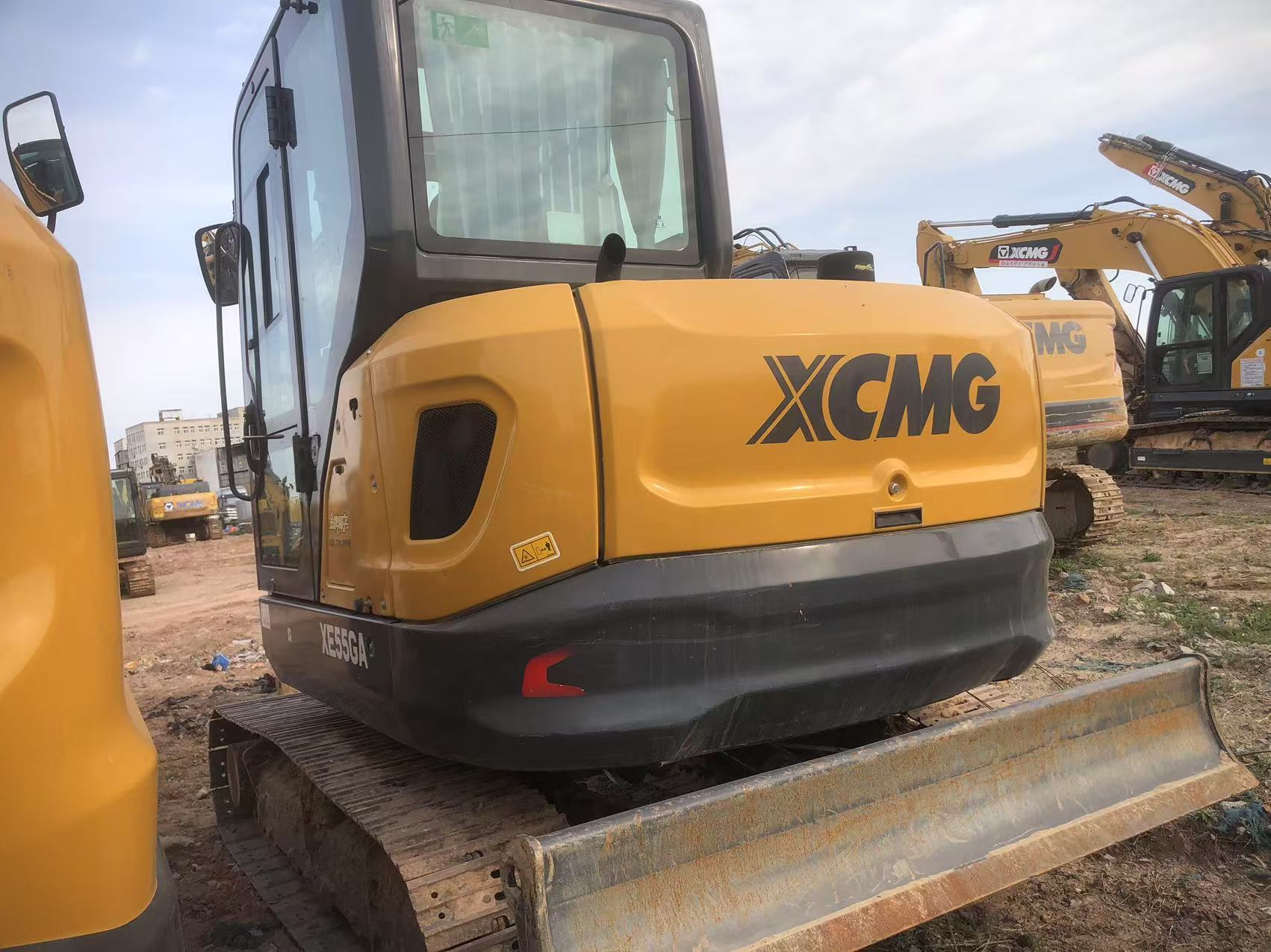 徐工XE155GA履带式挖掘机