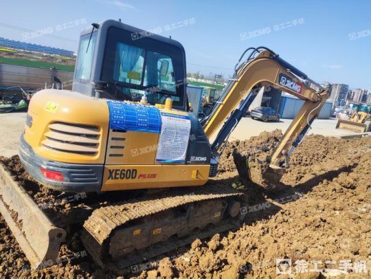 徐工XE60D履带式挖掘机
