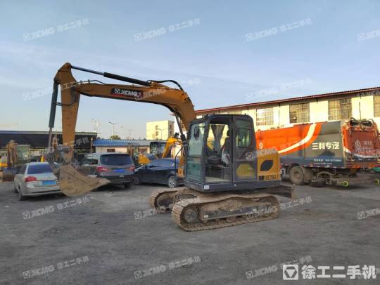 徐工XE75G履带式挖掘机