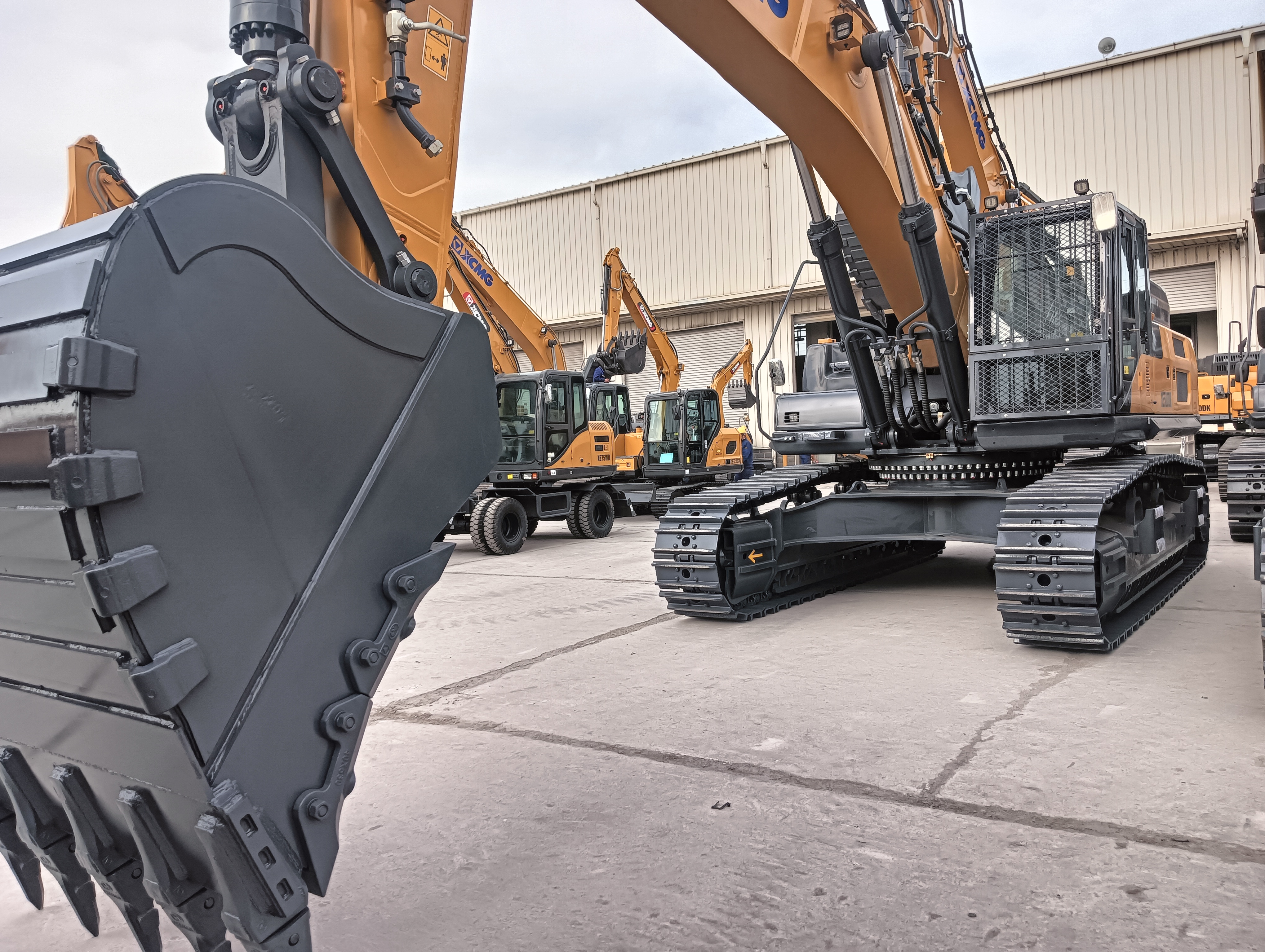 徐工XE500GK履带式挖掘机