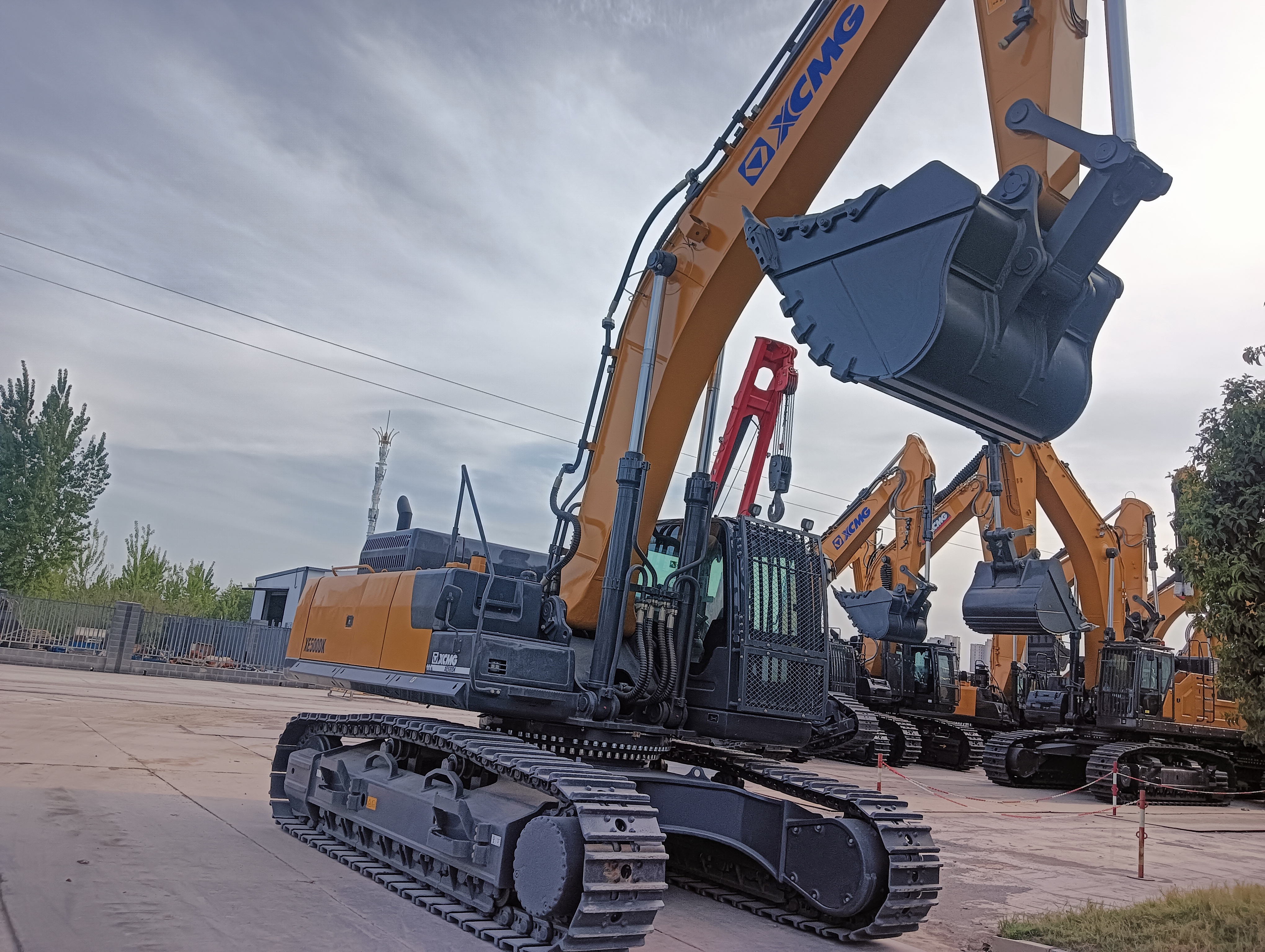 徐工XE500GK履带式挖掘机