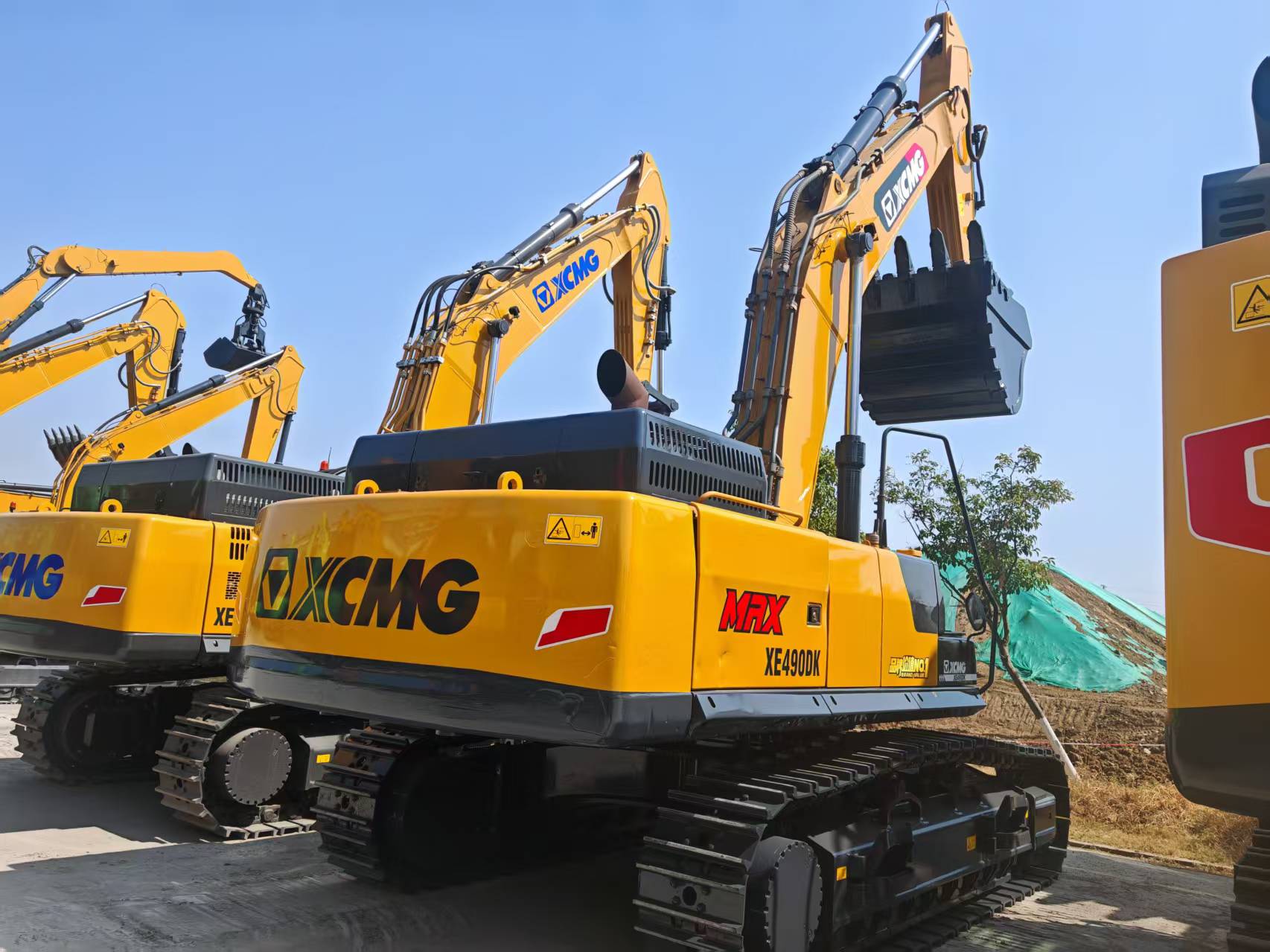 徐工XE490DK履带式挖掘机