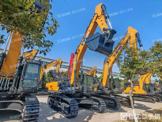 徐工XE490DK履带式挖掘机