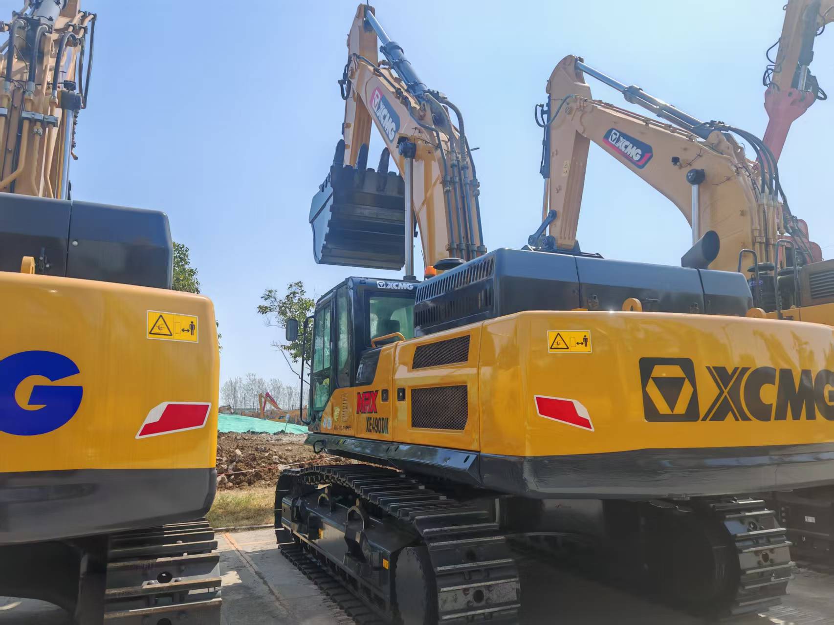 徐工XE490DK履带式挖掘机