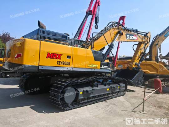 徐工XE490DK履带式挖掘机