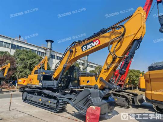 徐工XE490DK履带式挖掘机