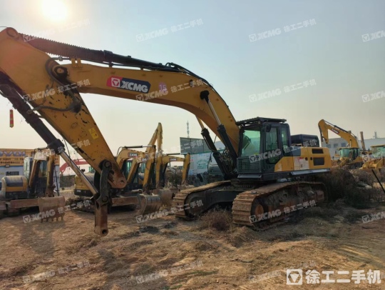 徐工XE550DK履带式挖掘机