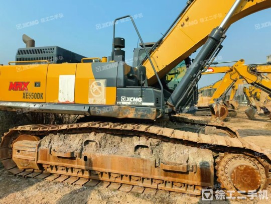 徐工XE550DK履带式挖掘机