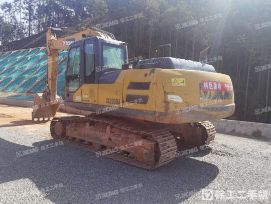 徐工XE200DA履带式挖掘机