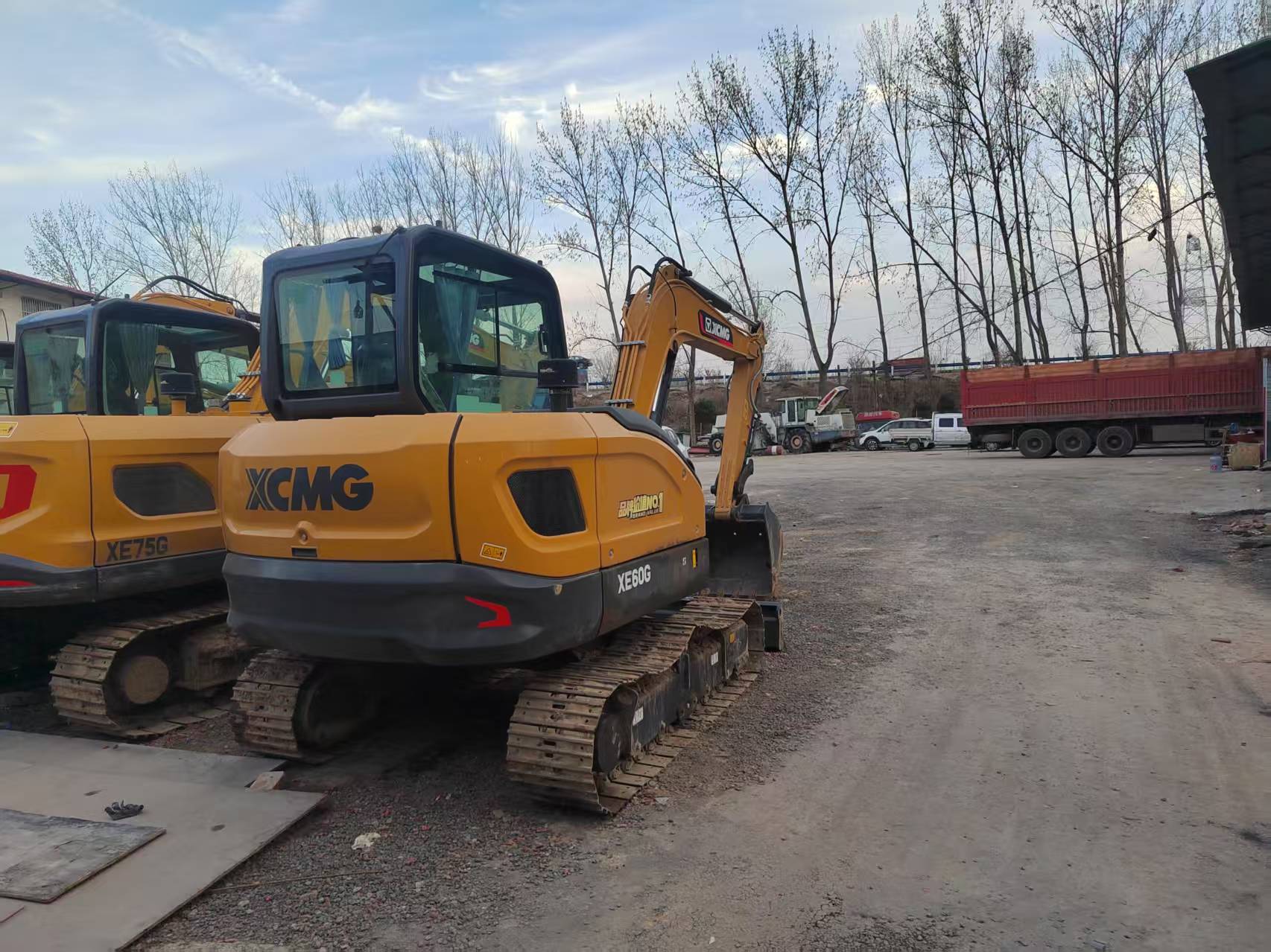 徐工XE60G履带式挖掘机