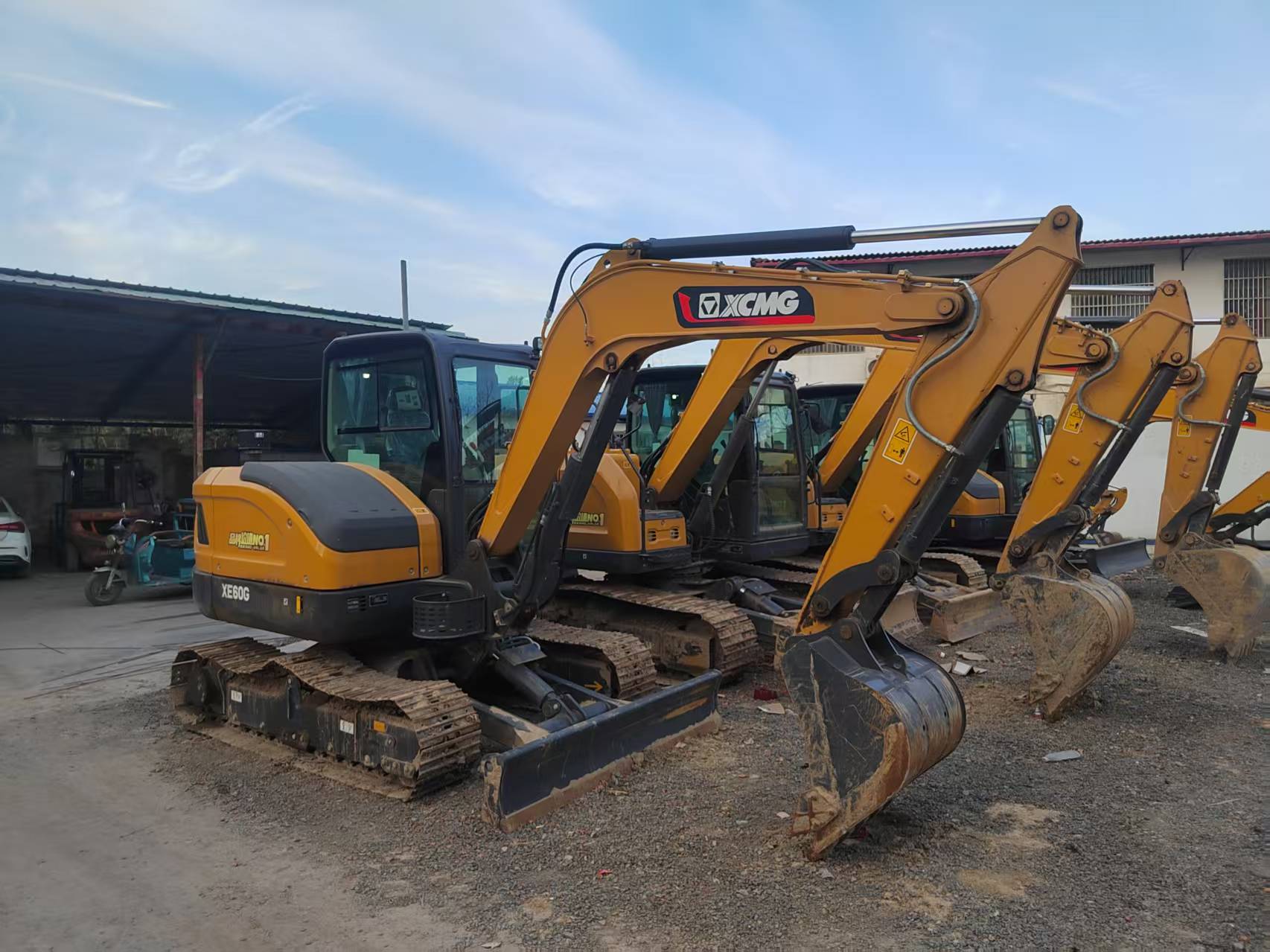 徐工XE60G履带式挖掘机