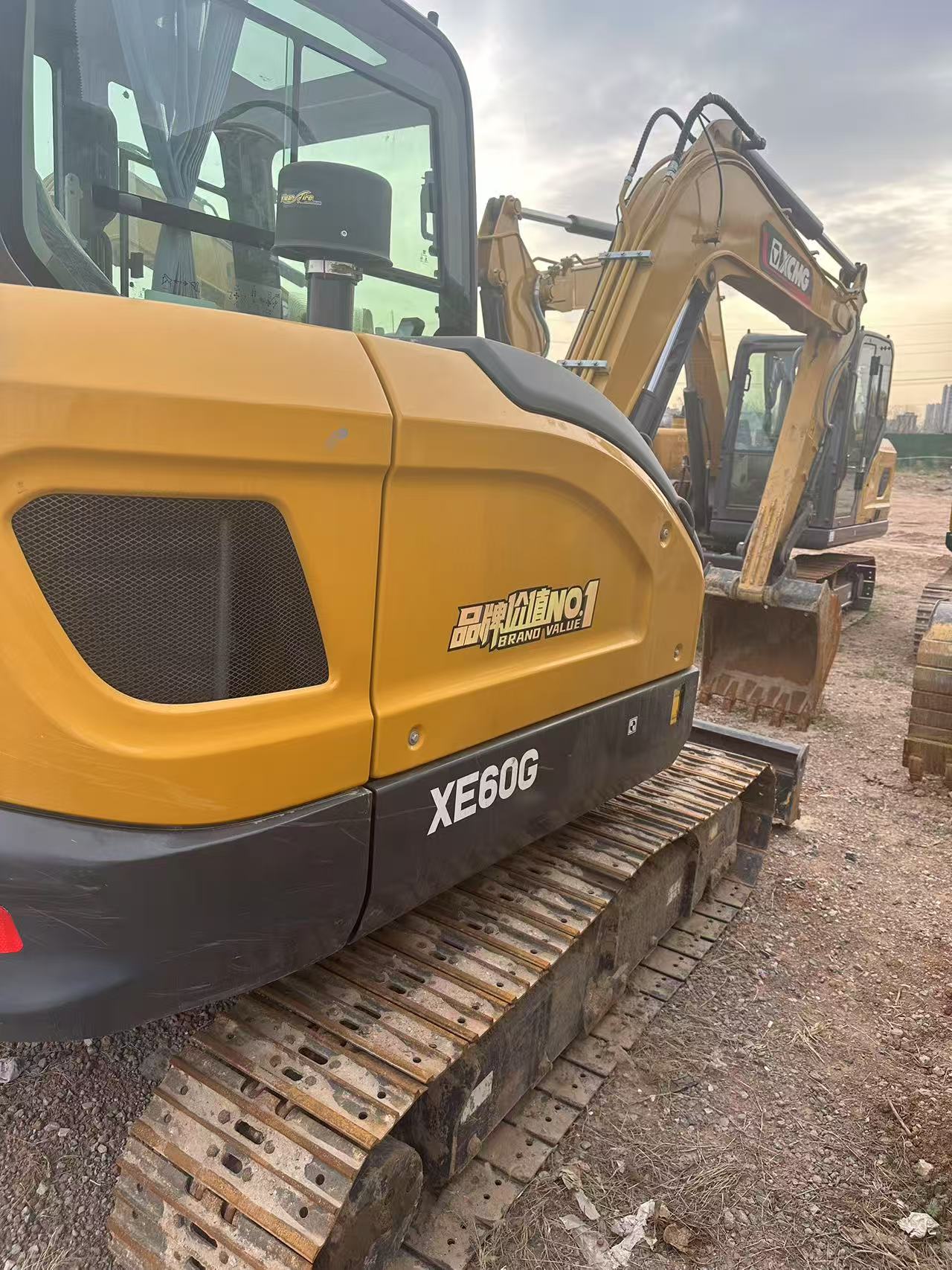 徐工XE60G履带式挖掘机