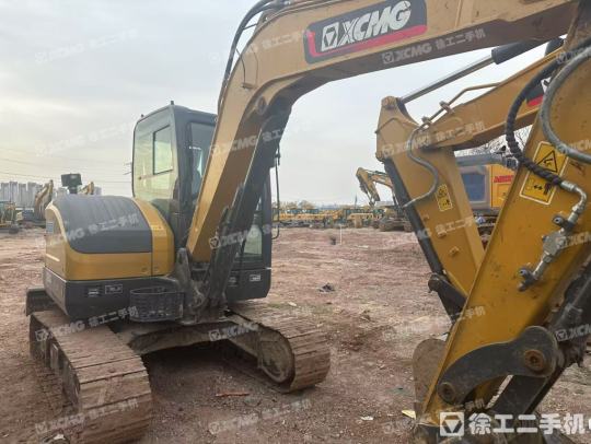 徐工XE60G履带式挖掘机