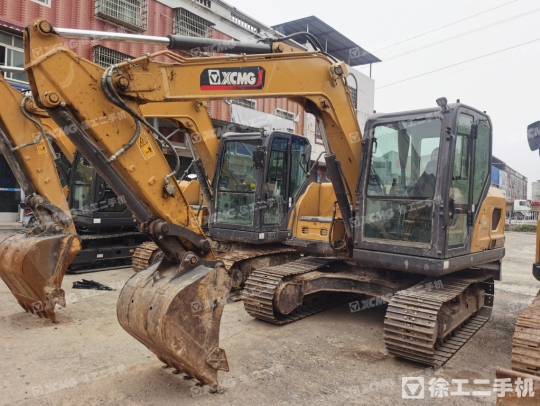 徐工XE75G履带式挖掘机