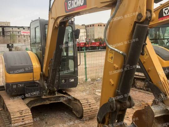 徐工XE55GA履带式挖掘机