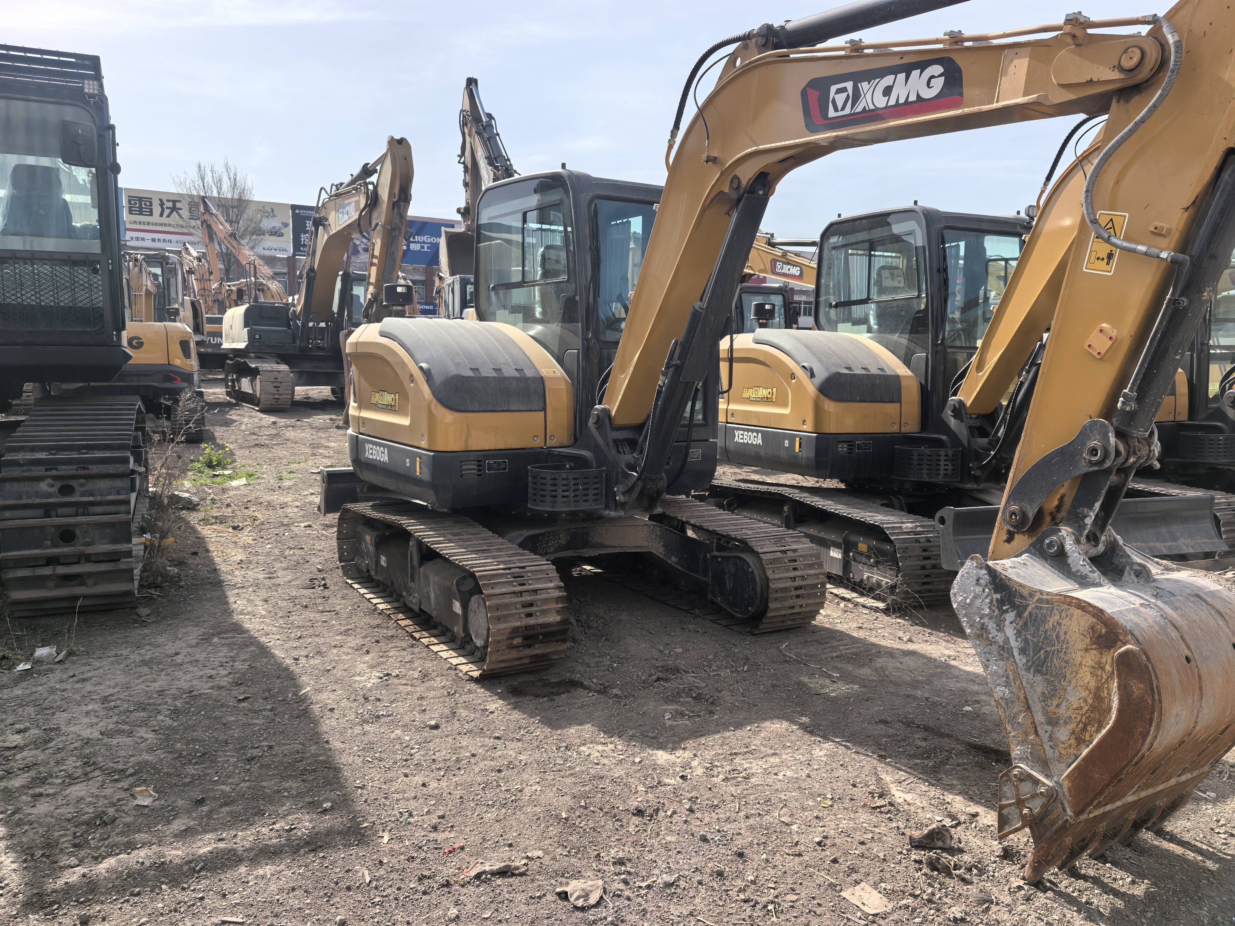 徐工XE60GA履带式挖掘机