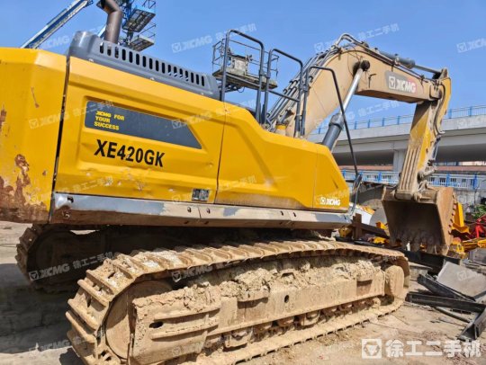 徐工XE420GK履带式挖掘机