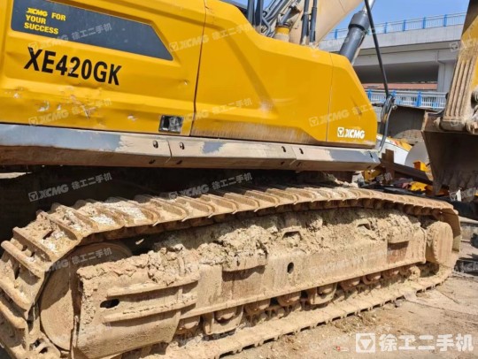 徐工XE420GK履带式挖掘机